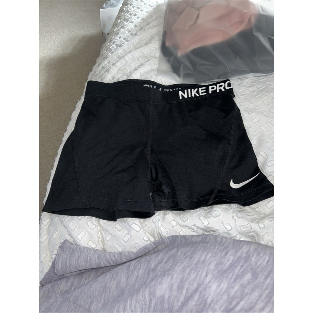 Nike Pro Dri-Fit Compression Shorts Women's Size M Black Athletic Gym